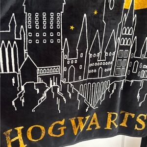 Hogwarts Black and Gold Throw Blanket 48x48